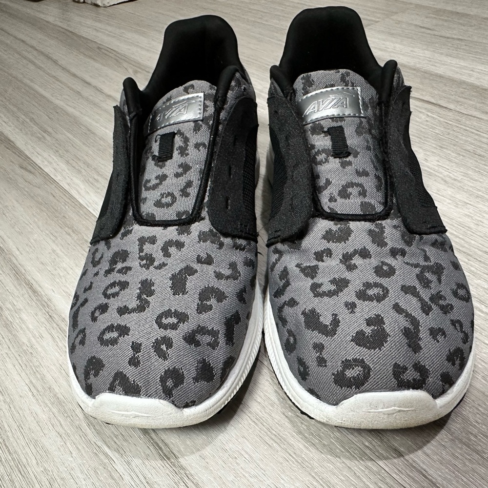 Avia women’s sneakers